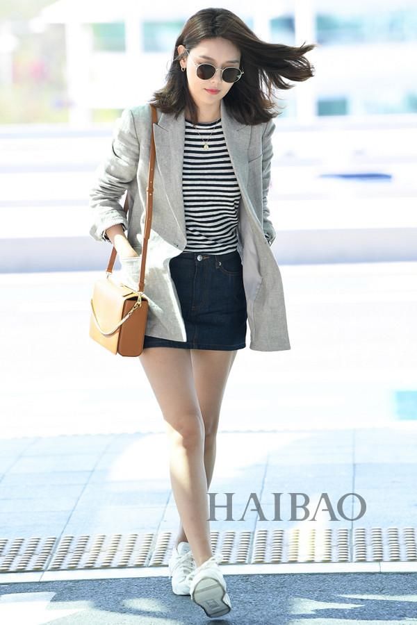 还在担心这些经典元素不会穿？条纹、格纹虽经典，但是怎么穿才不