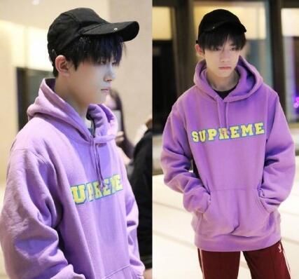 流行的紫色外装，易烊千玺可爱，迪丽热巴性感，只有她惊呆众人