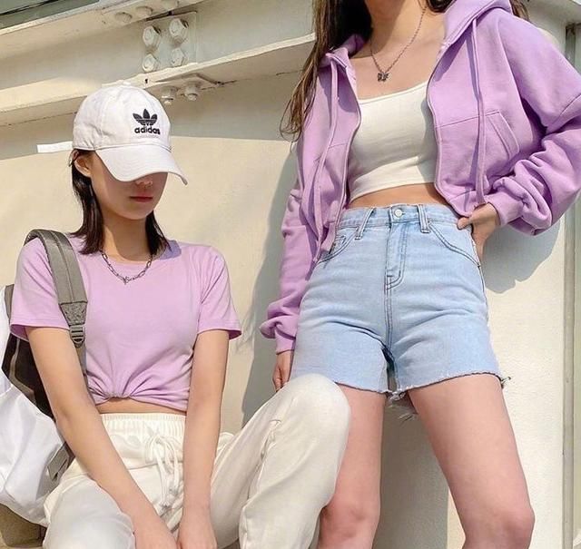 「漂亮」做个漂亮的姐妹花!春日少女感十足的冰淇淋色穿搭推荐