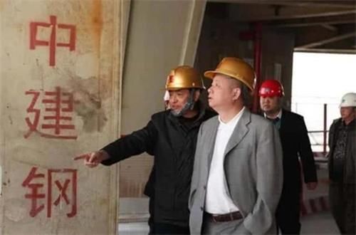  [大厦]他花700亿建中国第一高楼？如今，成最大烂尾项目