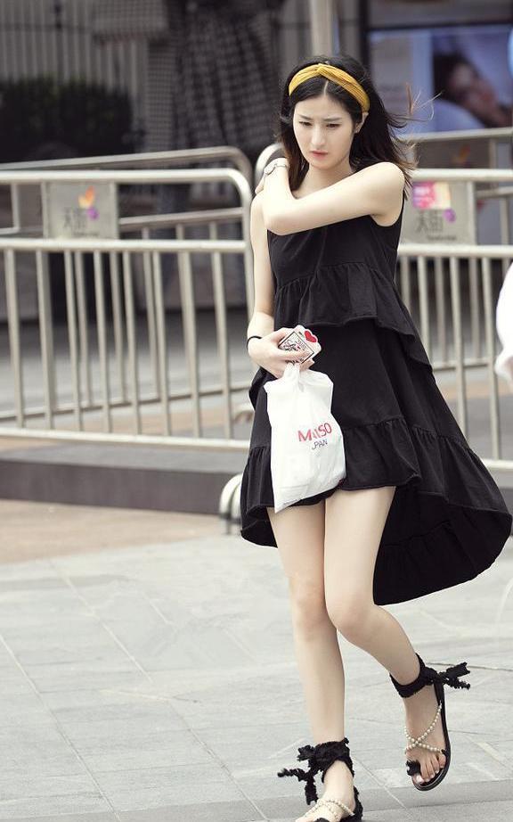 街拍: 穿的好, 就会有羡慕的眼光 第五位你美到我了