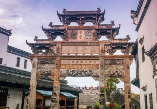 沉睡千岛湖底的神秘古城，如今再现“辉煌”，美若世外桃源