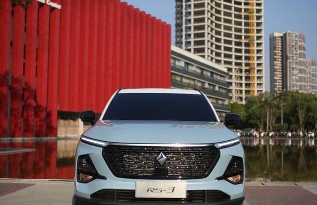  满油：厚道的国产，满油能跑680KM，配8速CVT+自动驾驶