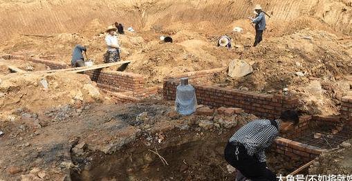 自建房给批了240平的地皮, 湖北才只有140平, 广东、浙江就更小了