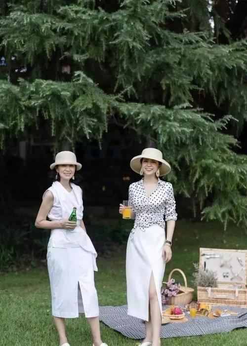 微博上又火了一对母女，简直就是一对姐妹花！