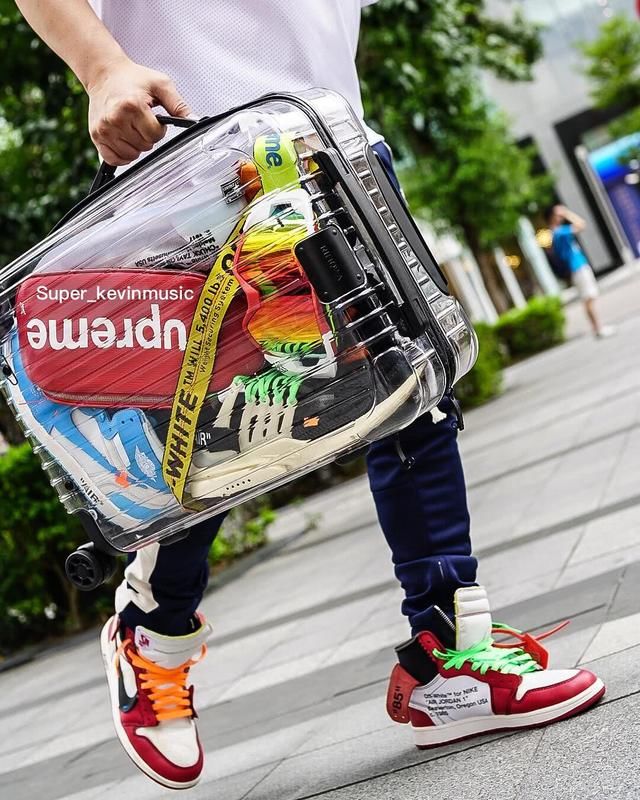 宋茜1次秀5个大牌包？2万块透明行李箱成明星“带货广告箱”！