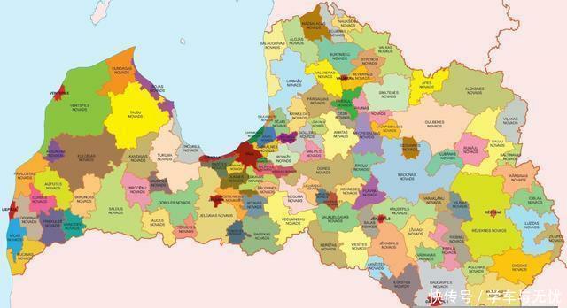 苏联解体出一国, 弹丸之地, 却划分成118个省,