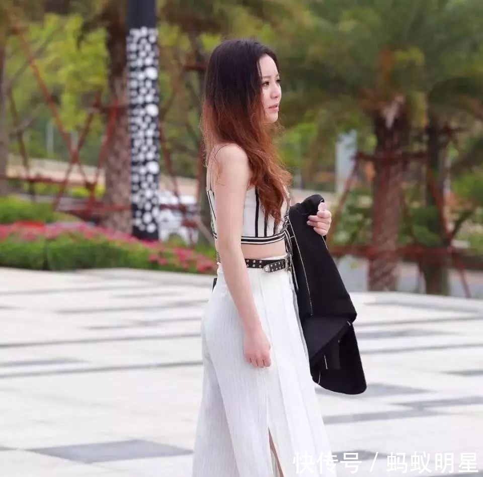  「时尚」高跟鞋夏日这样搭配，让你显得时尚又美丽