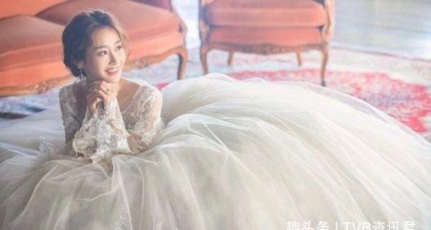 『企业家』恭喜!31岁人气女神突然宣布结婚兼已怀孕:即将嫁拍拖多年企业家