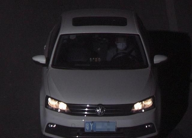  【男子】连撞三车后，广东男子对天发誓：这是我老婆干的