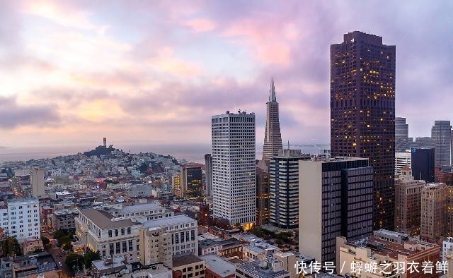 外滩最佳拍摄地VS东方明珠塔旋转餐厅等美食,哪个是你的最爱?