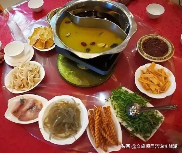 靠做“老年团”,这个农庄年收入6亿,却在网上引发巨大争议