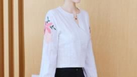 清晨打开窗户，看到一个邻居穿这秋装，简直让人目瞪口呆