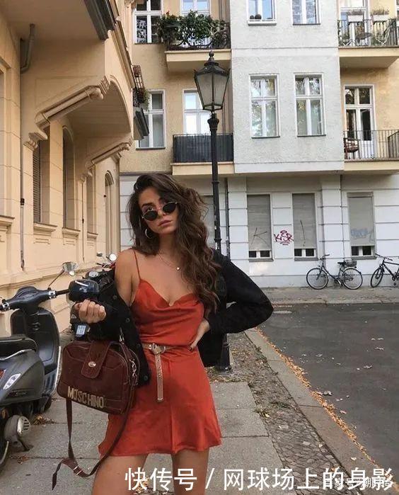 『感觉』2020刷屏的“心机穿搭”,穿上回头率200%,chic感满满!