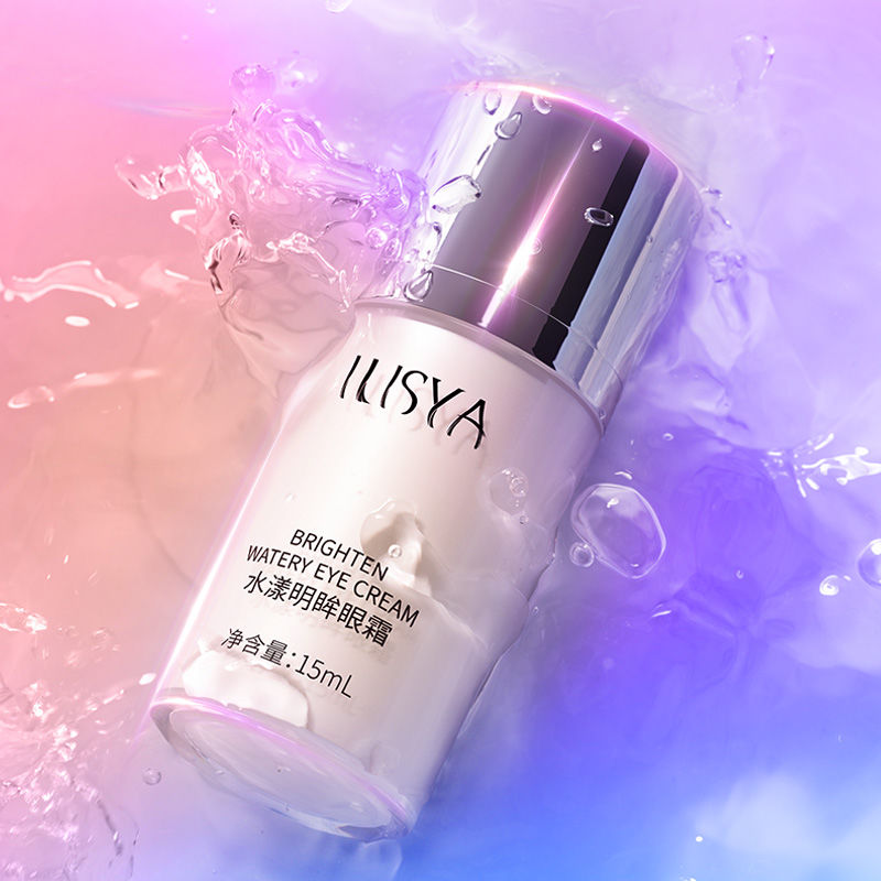 女人眼周皱纹特显老!婆婆拿“它”用来搽眼，五十岁没皱纹没眼袋