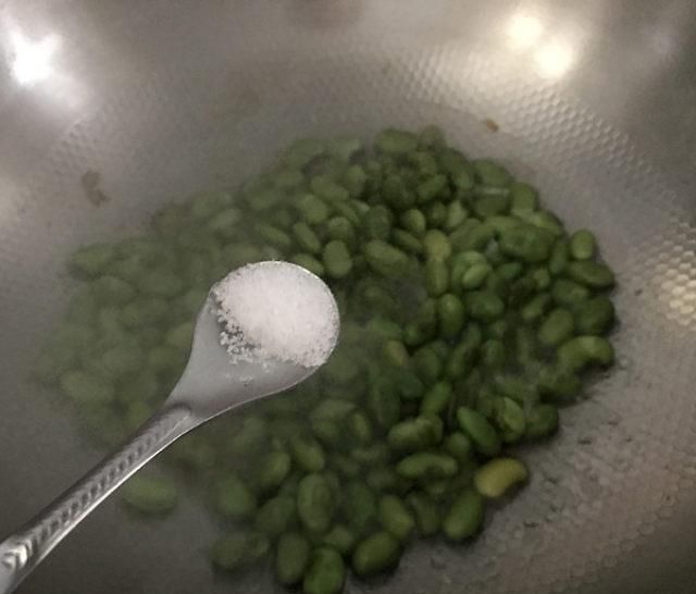【脆爽】腌菜炒毛豆,香辣脆爽又下饭,味道比吃肉都香