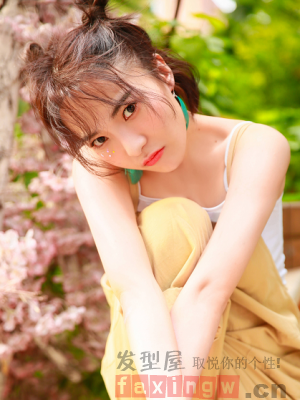 夏季流行时尚女生扎发 让你的美一周不重样