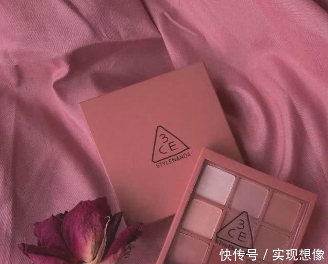  秀智@看了秀智的早春玫瑰妆，又想初恋了