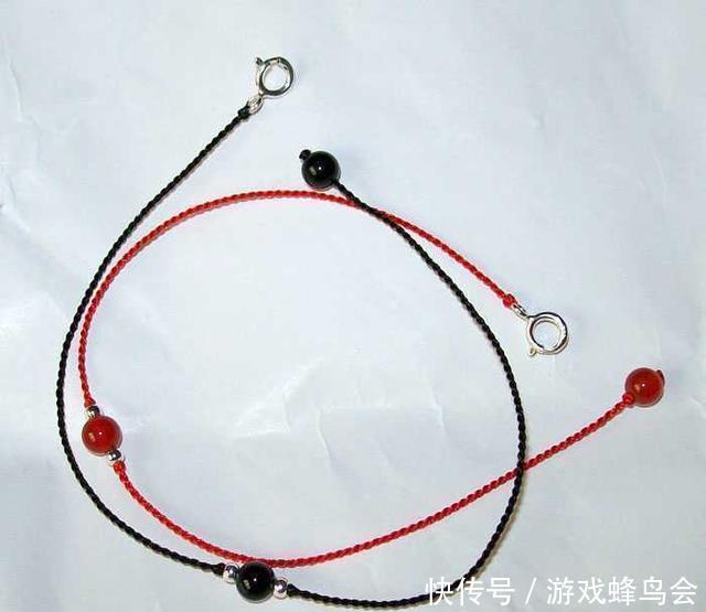  #懂得#为什么女孩子喜欢在身上绑红绳 你懂得其中的原因吗