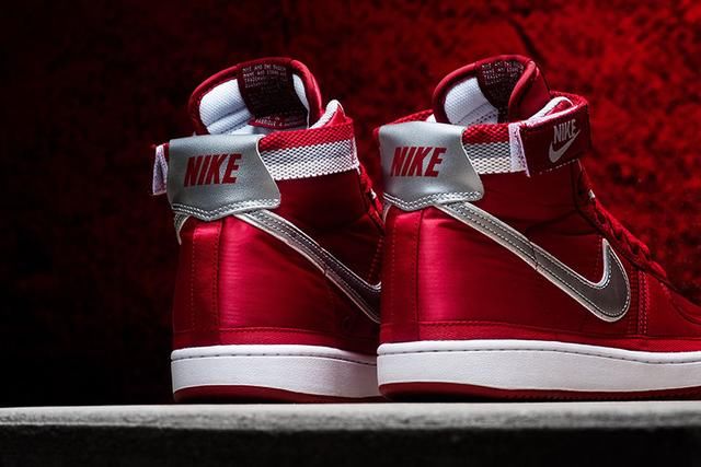 终于找到丝绸 AJ1 的完美替代品！颜值不俗，价格更是亲民！