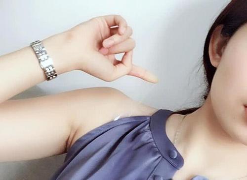 七夕聚会穿小礼服要如何穿内衣,几点建议教你如何挑选内衣!