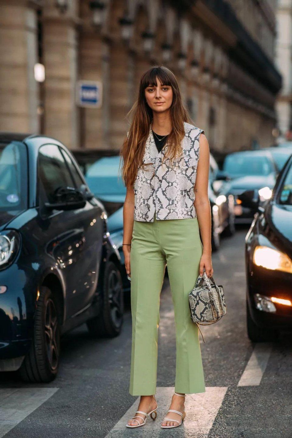 印花搭配通用指南:这个夏天如何美得艳而不俗?