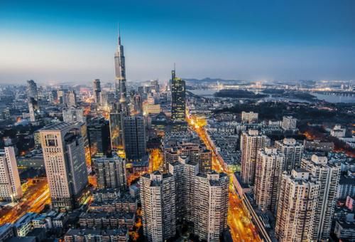  【我国】我国排名前三“网红”城市：重庆依旧位居首位，网友：