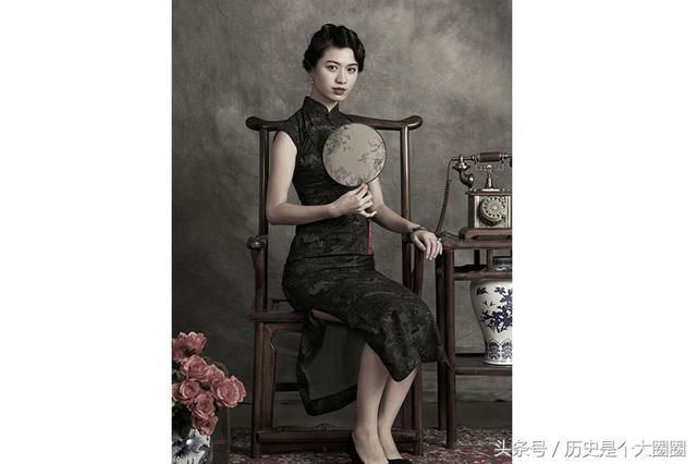 古代女人既保守为什么穿开衩旗袍？真实原因很简单