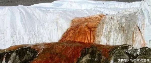 南极有条神奇的瀑布 颜色呈现血红色 每隔一段时间就会出现
