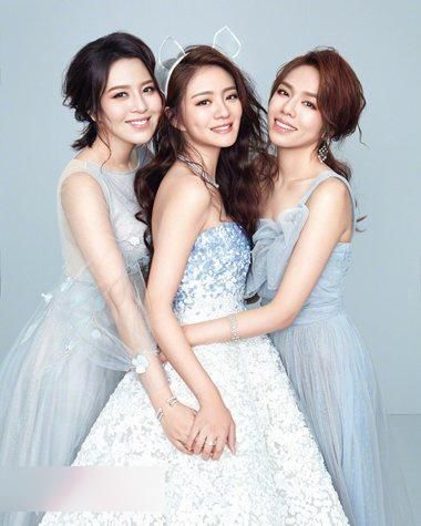 2018姐妹花这样扎头发走到哪儿都是亮点！