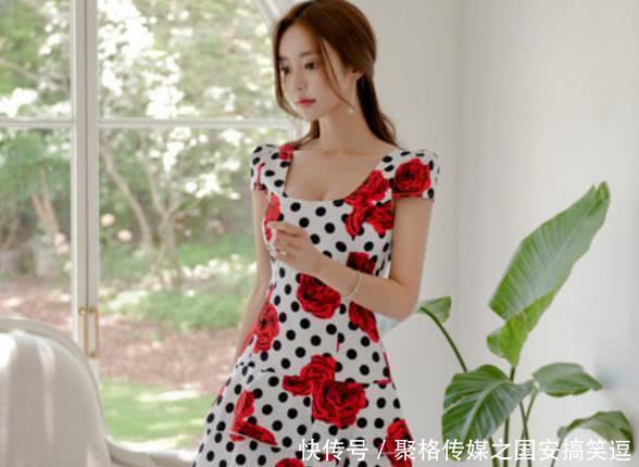 孙允珠，红玫瑰黑点性感连衣裙，网友：我最喜欢她的小蛮腰！