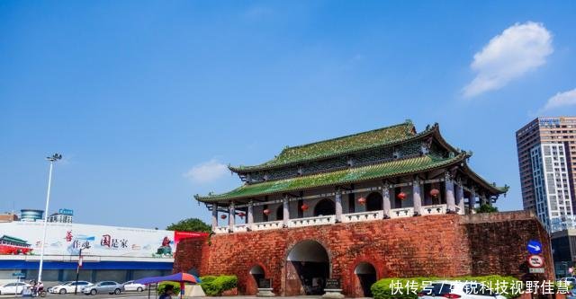 为什么说在广东东莞坐公交车，是一件幸福的事情