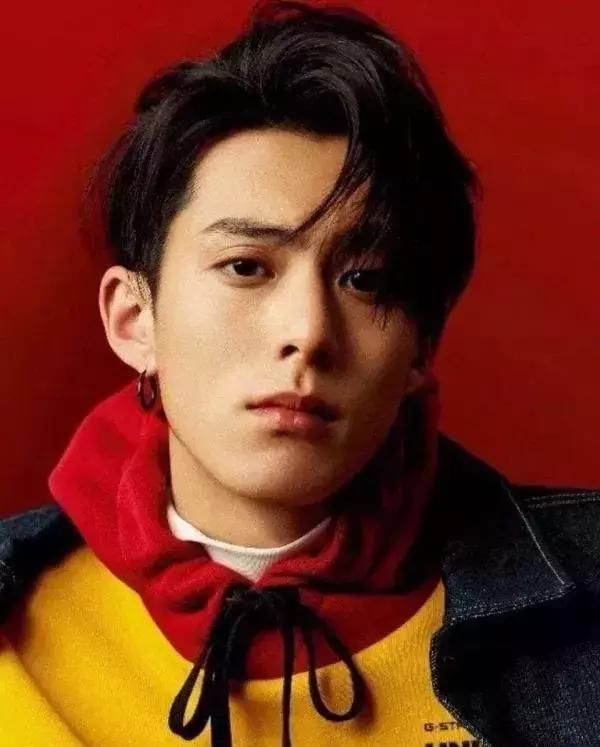 想“换脸”不用去整容院，换个发型超省钱！