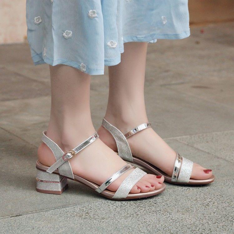 三伏天适合穿这样的高跟鞋, 鲜美显性感, 不伤脚显腿长