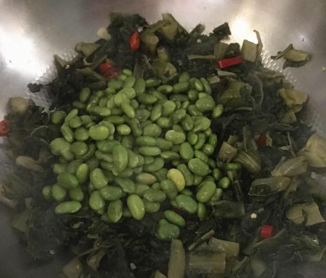 【脆爽】腌菜炒毛豆,香辣脆爽又下饭,味道比吃肉都香