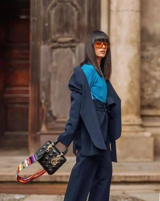 下半身偏胖的人怎么穿?