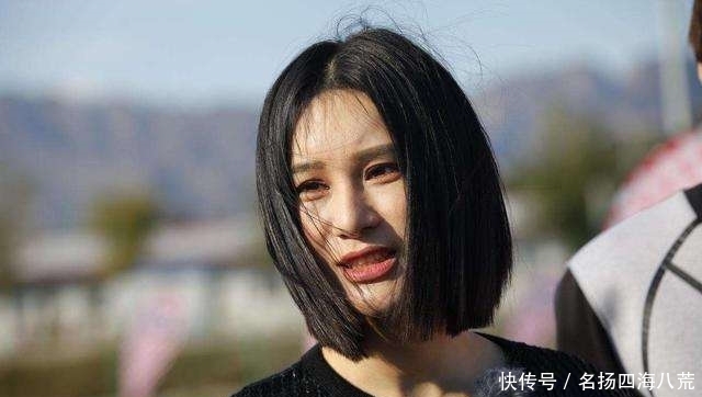 还要：没有她就没有华晨宇，如今两人地位不同，她还要靠华晨宇蹭热度？