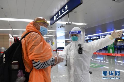  『境外疫情防控机场工』重庆：强化境外疫情输入防控