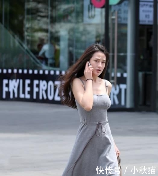 『美女』街拍美女:孤独的感觉之所以如此之重,只是因为想得太深!