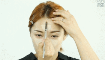 杨幂之后郑秀妍的发际线也掉线了？行走的发型教科书就这么凉凉了