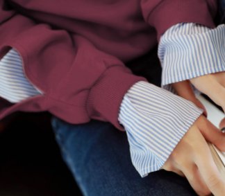 太美了!难怪老婆最近不爱穿裙子,看她穿这卫衣,确实更美