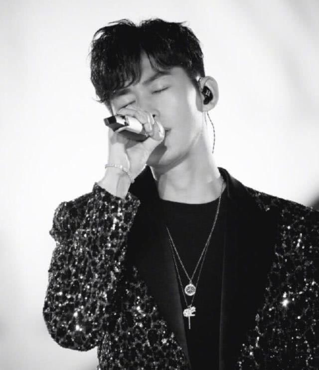 韩庚结婚请金希澈