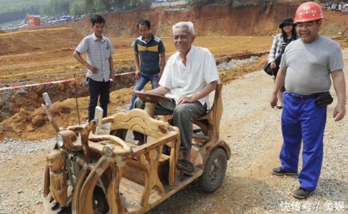 广西六旬老汉火了，花4千元打造木头车，网友：直接买台不好吗？