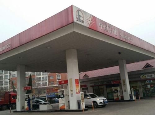  [做法]专家建议将高速过路费加入油价里，学海南省做法，你怎么