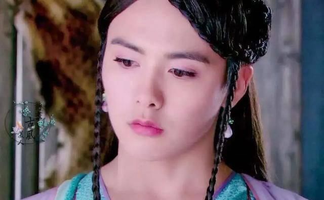 『品牌女装』男星品牌女装造型设计有多狠?李佳航雷人,白敬亭震撼,任嘉伦差距很大