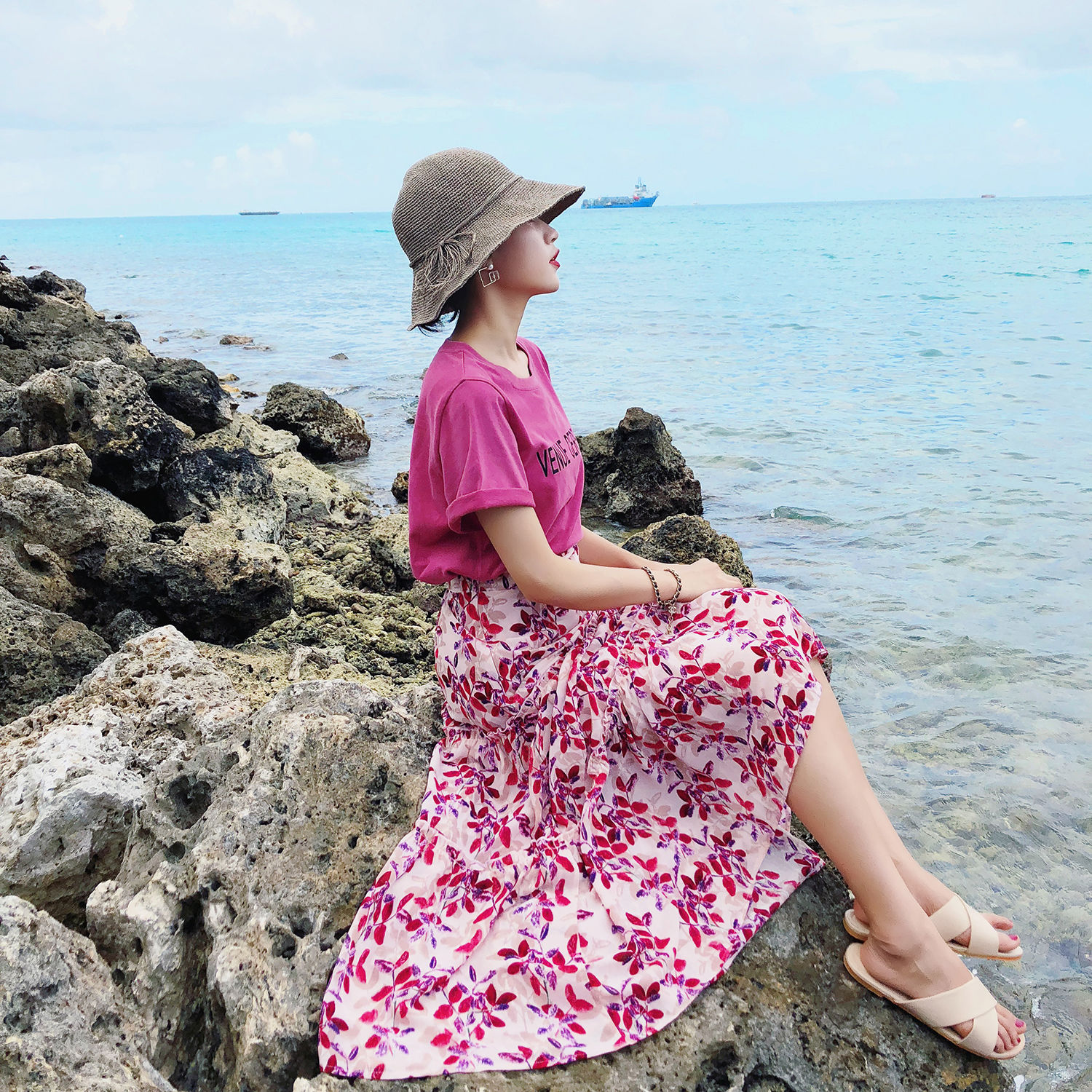 腿粗的女人别穿紧身裤，看看下面女人这样穿，整条街回头率都归你