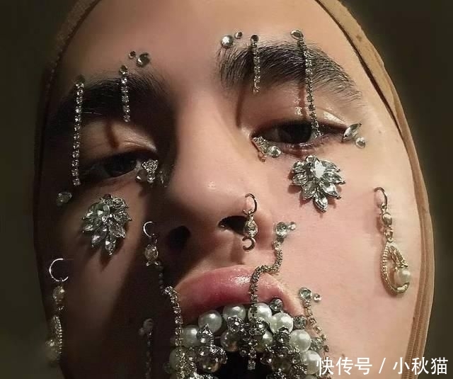  #美妆圈#20岁的他成为了美妆圈新Icon！
