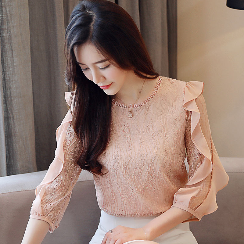 到香港才知道,今年流行穿“雪纺衫,美而不俗有气质,洋气一整秋