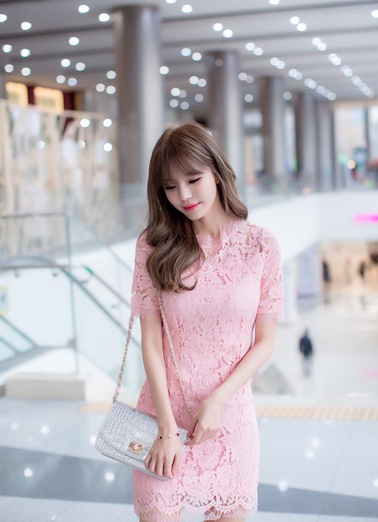 时尚性感的包臀裙小姐姐,身材紧致匀称,特别有魅力!