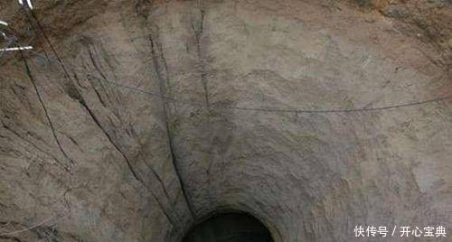 世界奇观!危地马拉天坑怎么形成的